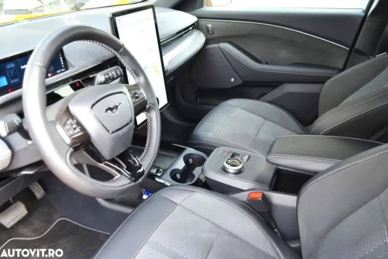 Ford Mustang Mach-E din 2022 cu 8.000 km - oferta FOR117054 - foto 8