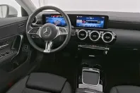 Mercedes-Benz CLA 180 din 2024 cu 13.489 km - oferta MER117061 - foto 3