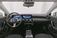Mercedes-Benz CLA 180 din 2024 cu 13.489 km - oferta MER117061 - foto 5