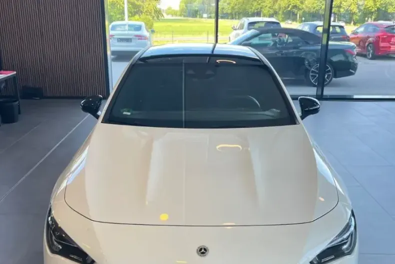 Mercedes-Benz CLA 180 din 2022 cu 61.000 km - oferta MER117063 - foto 2