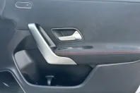 Mercedes-Benz CLA 200 din 2020 cu 71.040 km - oferta MER117065 - foto 20