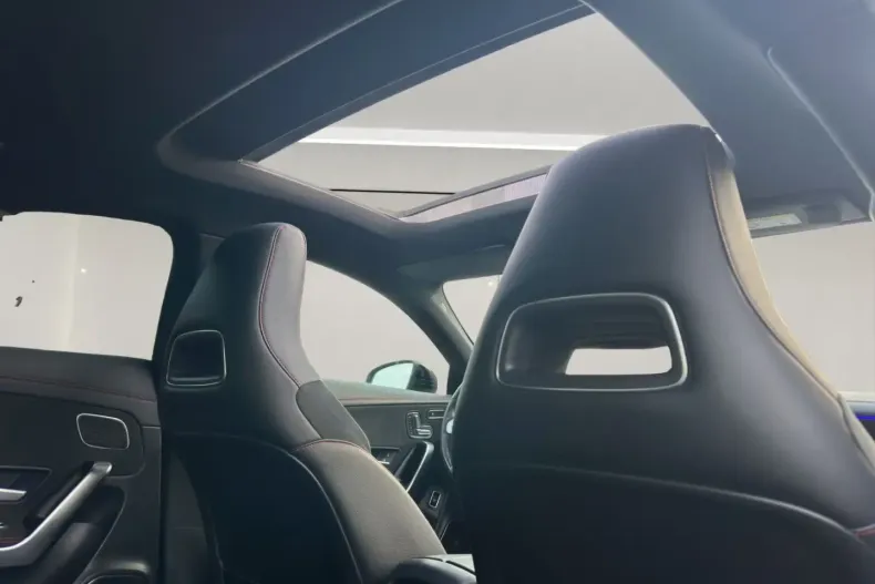 Mercedes-Benz CLA 200 din 2020 cu 71.040 km - oferta MER117065 - foto 21