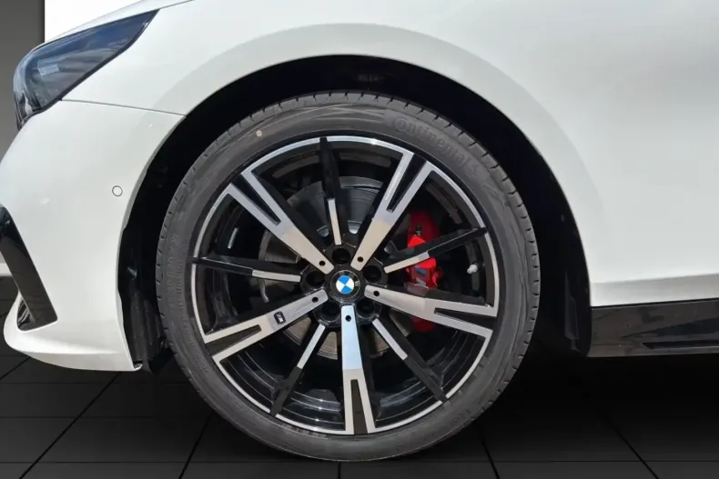 BMW 520 din 2025 cu 0 km - oferta BMW117072 - foto 2