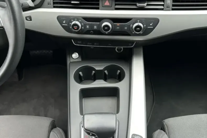 Audi A5 din 2022 cu 94.750 km - oferta AUD117073 - foto 12