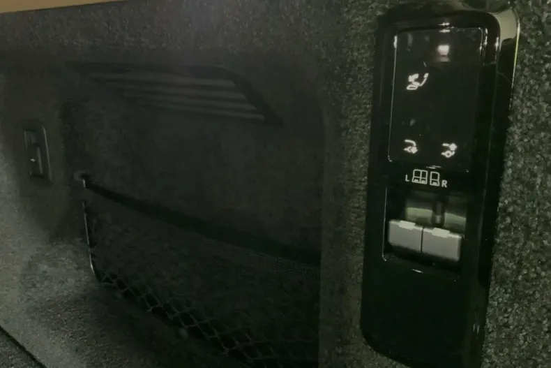 Land Rover Range Rover din 2023 cu 32.434 km - oferta LAN117076 - foto 20