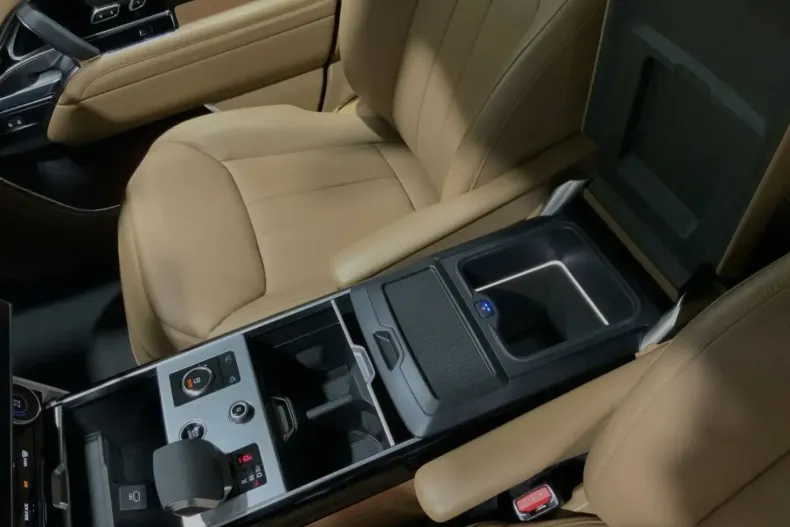 Land Rover Range Rover din 2023 cu 32.434 km - oferta LAN117076 - foto 24