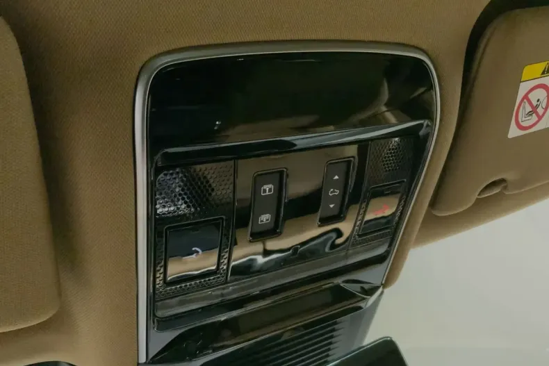 Land Rover Range Rover din 2023 cu 32.434 km - oferta LAN117076 - foto 27