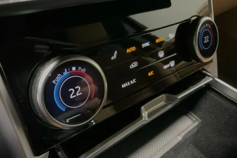 Land Rover Range Rover din 2023 cu 32.434 km - oferta LAN117076 - foto 28