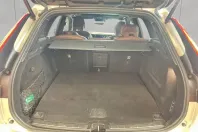 Volvo XC60 din 2020 cu 104.989 km - oferta VOL117081 - foto 13