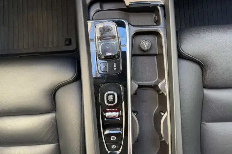 Volvo XC60 din 2020 cu 113.484 km - oferta VOL117082 - foto 9