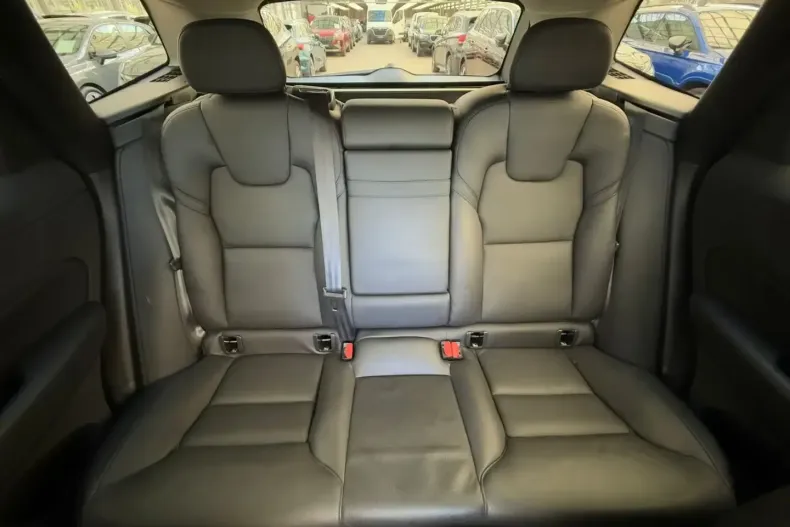 Volvo XC60 din 2020 cu 113.484 km - oferta VOL117082 - foto 10