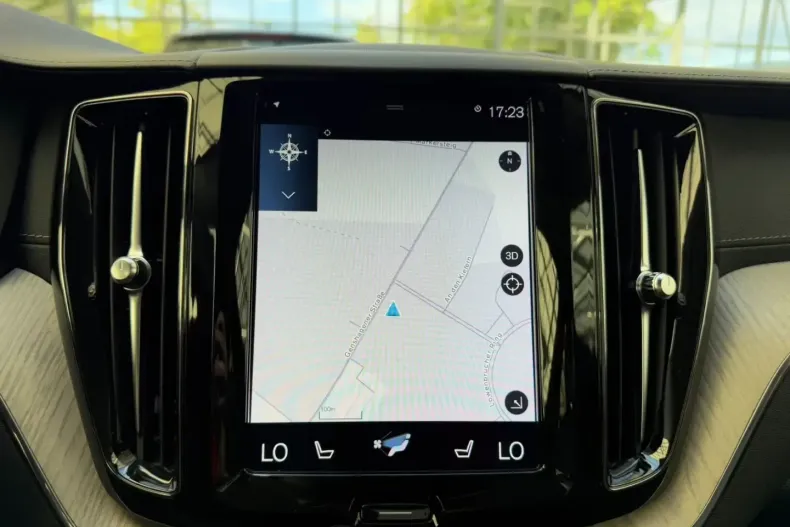 Volvo XC60 din 2020 cu 113.484 km - oferta VOL117082 - foto 11