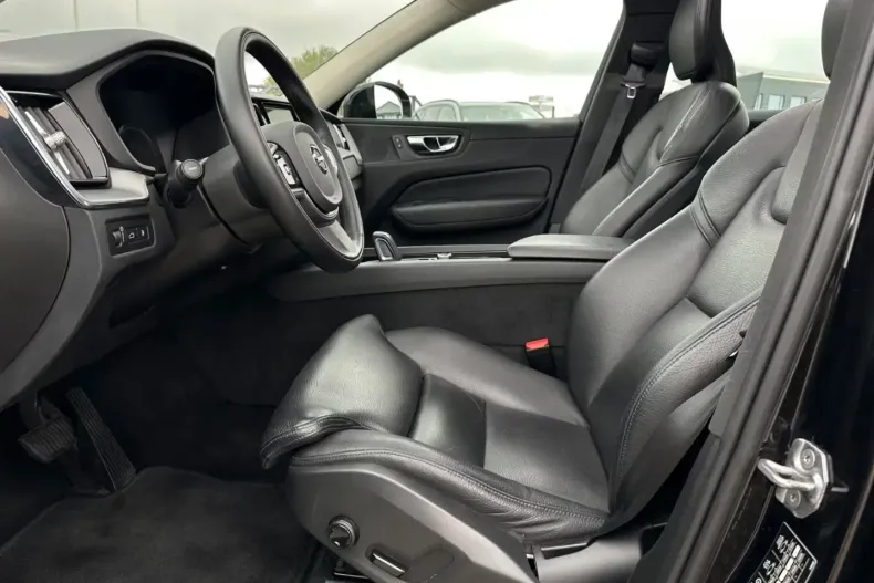 Volvo XC60 din 2020 cu 115.262 km - oferta VOL117087 - foto 11