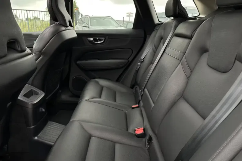 Volvo XC60 din 2020 cu 115.262 km - oferta VOL117087 - foto 15