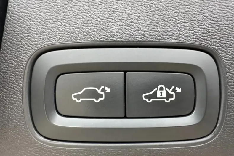 Volvo XC60 din 2020 cu 115.262 km - oferta VOL117087 - foto 18