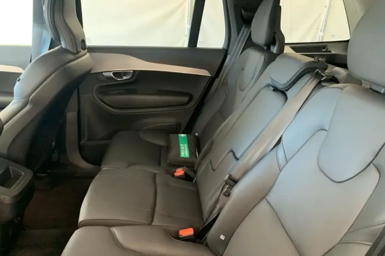 Volvo XC60 din 2021 cu 112.000 km - oferta VOL117093 - foto 3