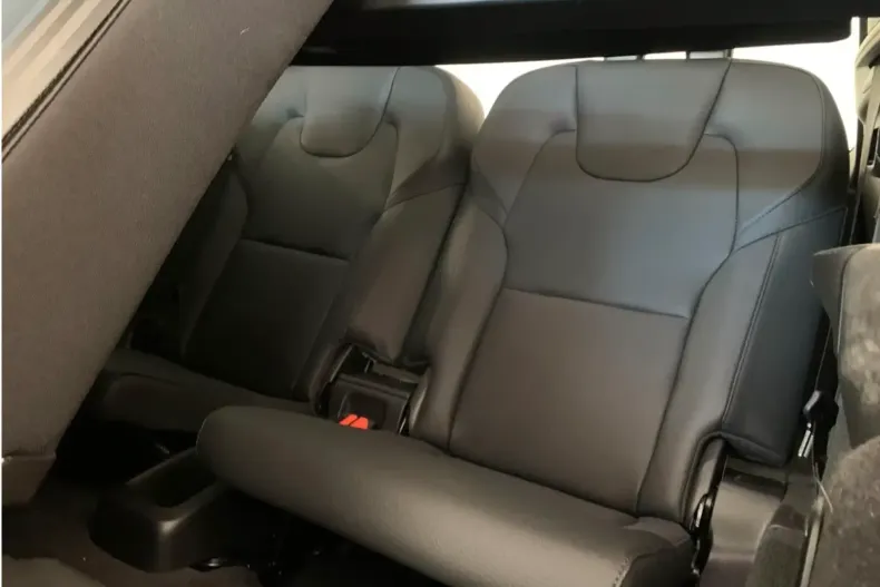 Volvo XC60 din 2021 cu 112.000 km - oferta VOL117093 - foto 9