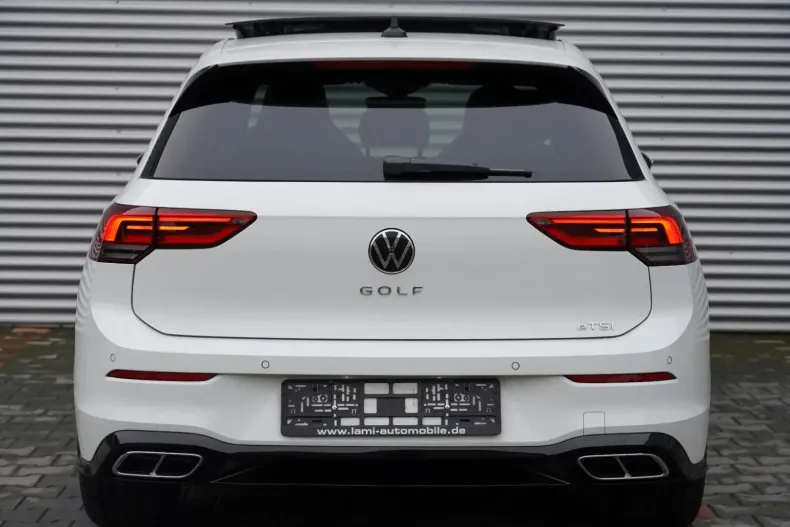 Volkswagen Golf din 2024 cu 7.300 km - oferta VOL117094 - foto 5