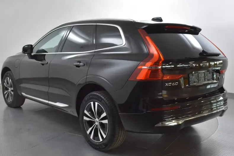 Volvo XC60 din 2021 cu 125.000 km - oferta VOL117096 - foto 3