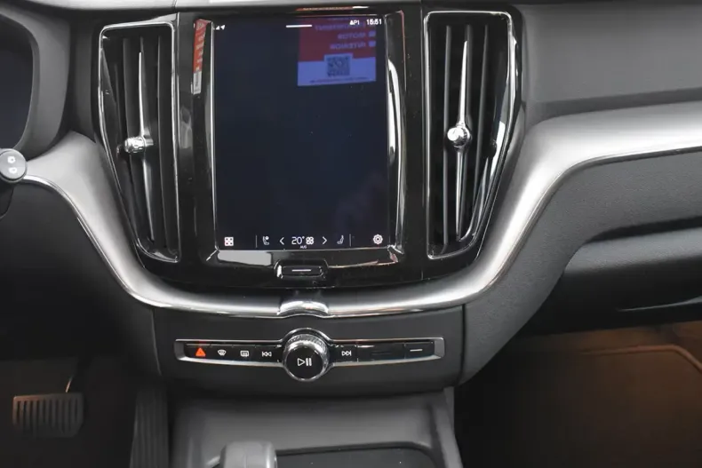 Volvo XC60 din 2021 cu 125.000 km - oferta VOL117096 - foto 4