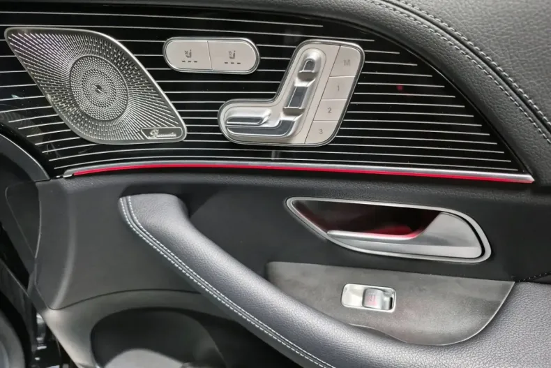 Mercedes-Benz GLE 450 din 2024 cu 14.900 km - oferta MER117101 - foto 18