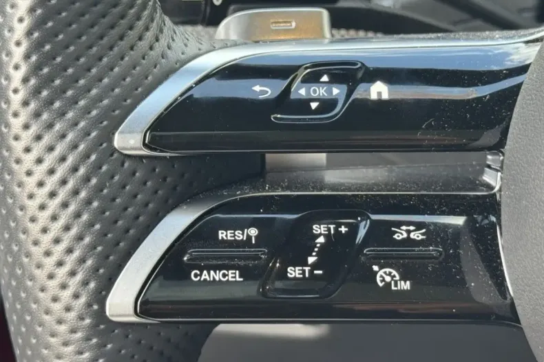 Mercedes-Benz CLE 220 din 2024 cu 14.943 km - oferta MER117109 - foto 9