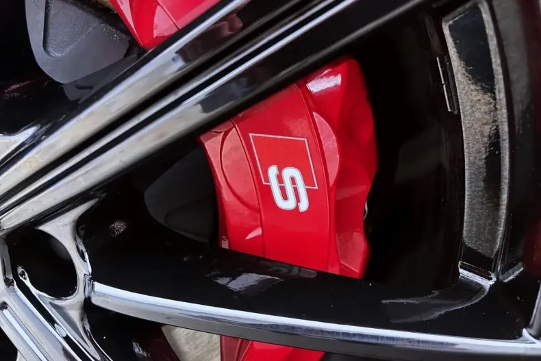 Audi S8 din 2024 cu 14.186 km - oferta AUD117111 - foto 18