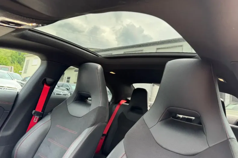 Mercedes-Benz CLA 35 AMG din 2022 cu 39.900 km - oferta MER117114 - foto 19