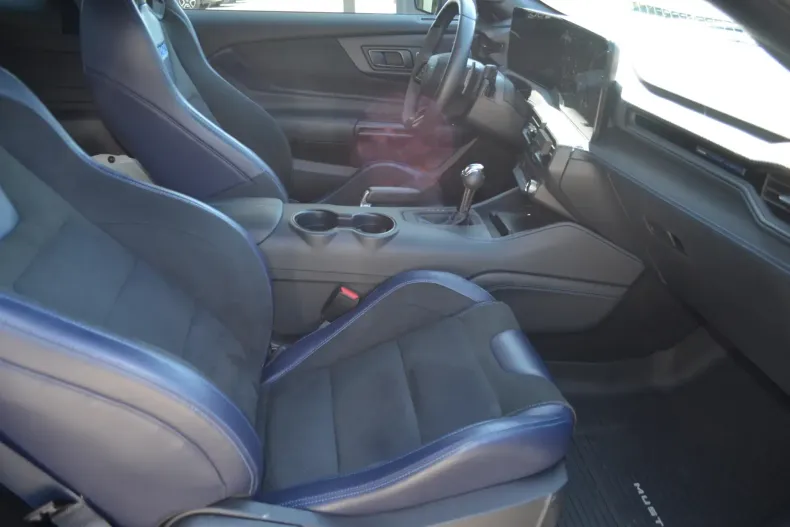 Ford Mustang din 2024 cu 10.000 km - oferta FOR117118 - foto 7