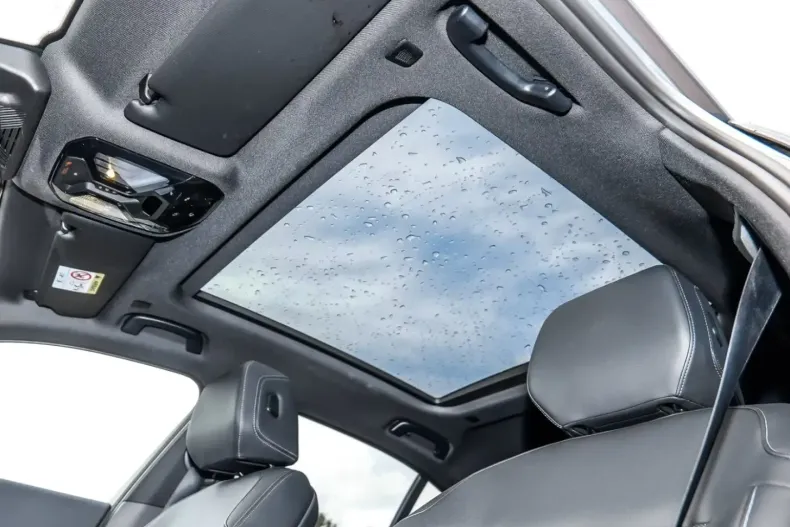 BMW 520 din 2024 cu 25.700 km - oferta BMW117121 - foto 9