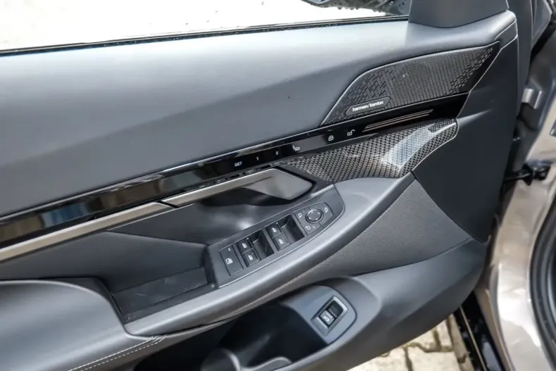 BMW 520 din 2024 cu 25.700 km - oferta BMW117121 - foto 15