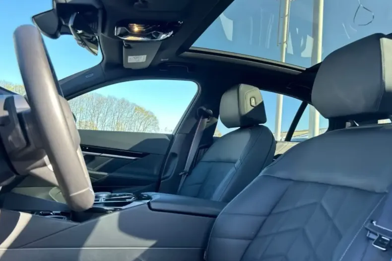 BMW 520 din 2024 cu 34.600 km - oferta BMW117122 - foto 8