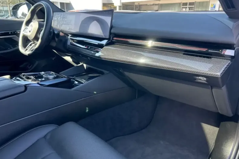 BMW 520 din 2024 cu 34.600 km - oferta BMW117122 - foto 11