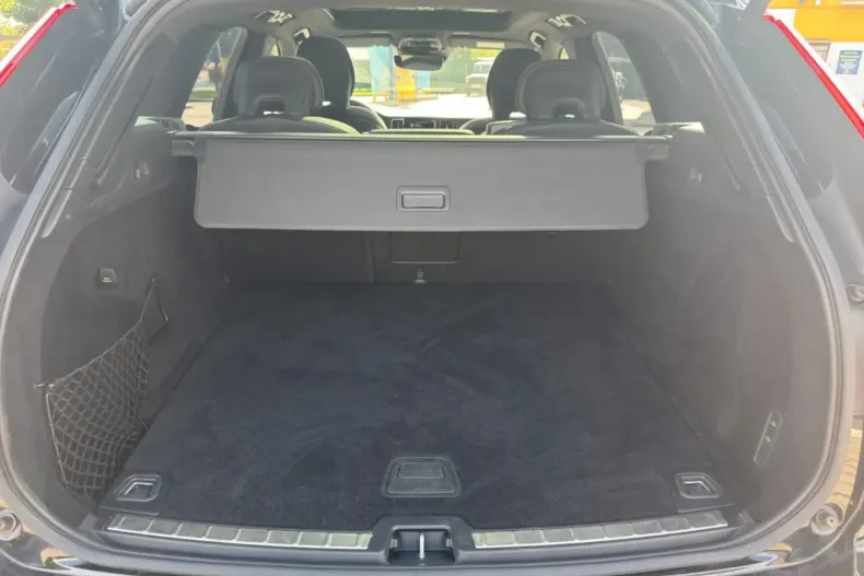 Volvo XC60 din 2021 cu 54.900 km - oferta VOL117139 - foto 15