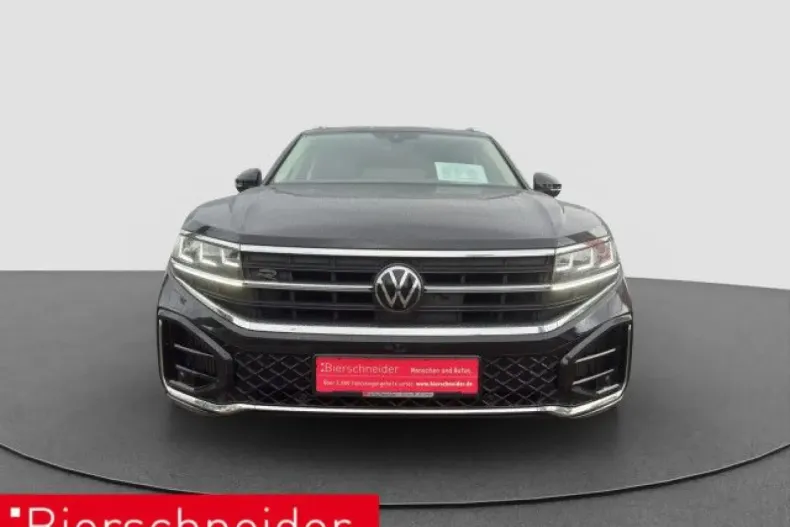 Volkswagen Touareg din 2024 cu 28.449 km - oferta VOL117145 - foto 3