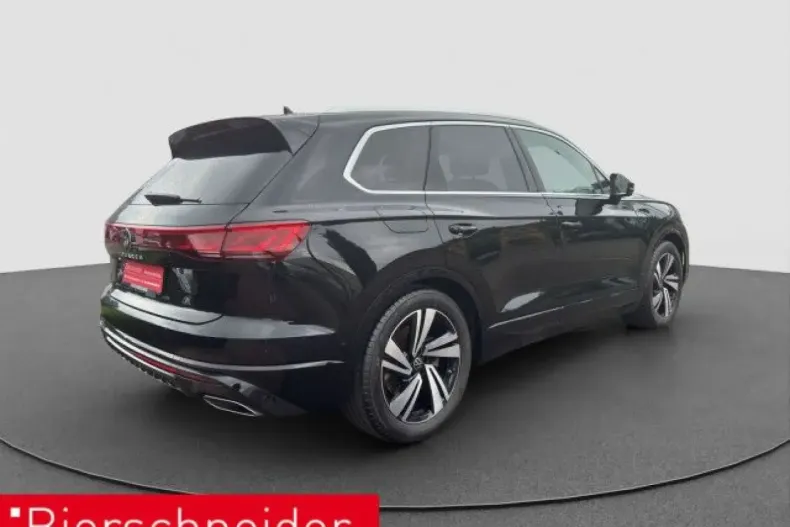 Volkswagen Touareg din 2024 cu 28.449 km - oferta VOL117145 - foto 8