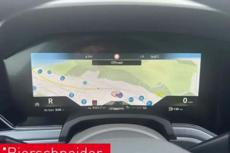 Volkswagen Touareg din 2024 cu 28.449 km - oferta VOL117145 - foto 15