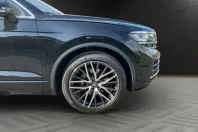 Volkswagen Touareg din 2024 cu 69.708 km - oferta VOL117153 - foto 6