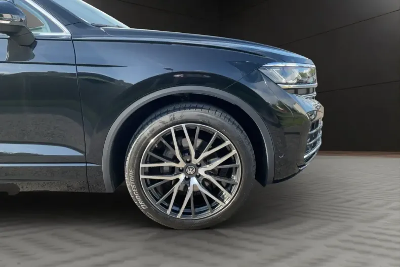 Volkswagen Touareg din 2024 cu 69.708 km - oferta VOL117153 - foto 6