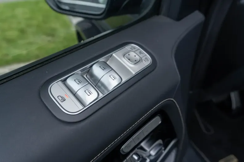 Mercedes-Benz G 63 AMG din 2025 cu 2.000 km - oferta MER117156 - foto 18