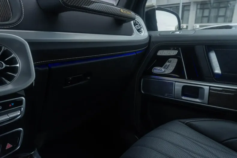 Mercedes-Benz G 63 AMG din 2025 cu 2.000 km - oferta MER117156 - foto 39