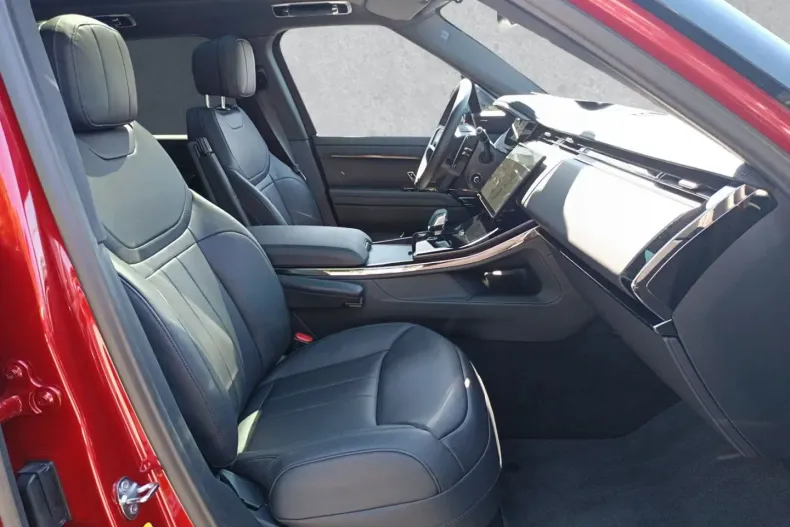 Land Rover Range Rover Sport din 2024 cu 27.474 km - oferta LAN117158 - foto 3