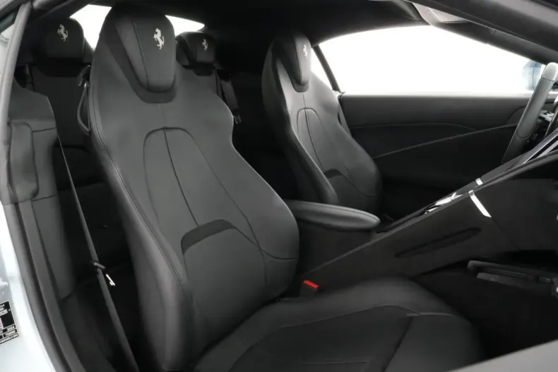 Ferrari Roma din 2024 cu 3.571 km - oferta FER117160 - foto 24