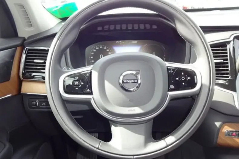 Volvo XC90 din 2022 cu 30.000 km - oferta VOL117161 - foto 13