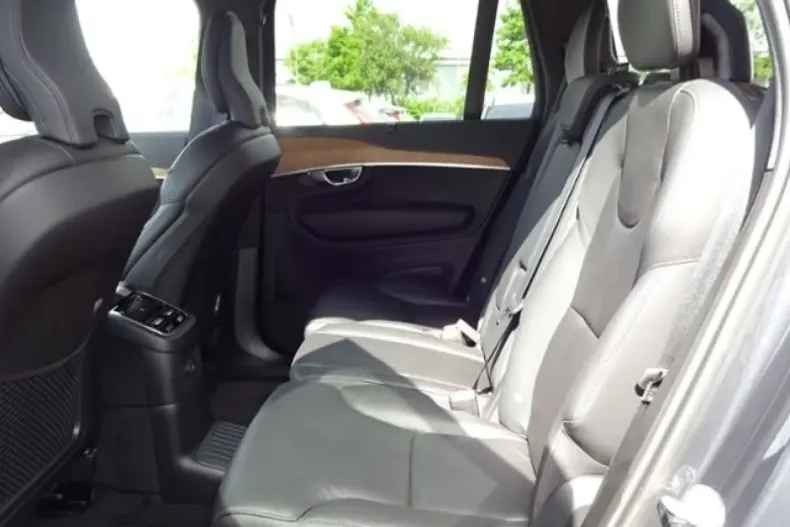 Volvo XC90 din 2022 cu 30.000 km - oferta VOL117161 - foto 18