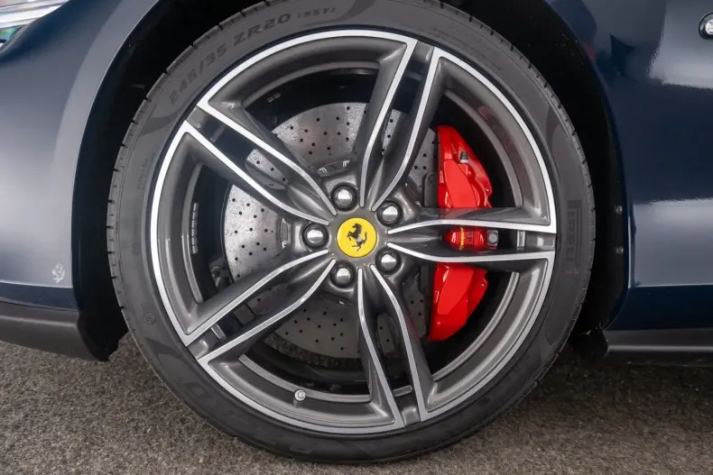 Ferrari Roma din 2022 cu 1.500 km - oferta FER117162 - foto 10