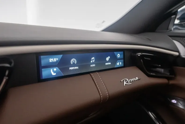 Ferrari Roma din 2022 cu 1.500 km - oferta FER117162 - foto 22