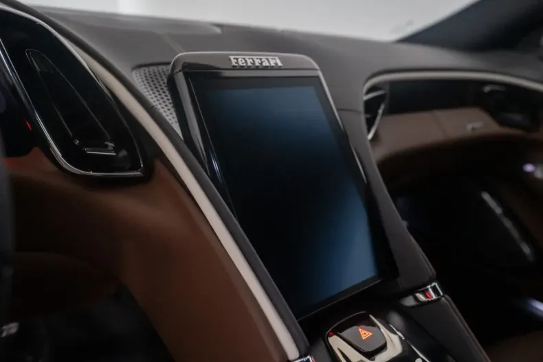 Ferrari Roma din 2022 cu 1.500 km - oferta FER117162 - foto 23