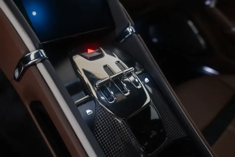 Ferrari Roma din 2022 cu 1.500 km - oferta FER117162 - foto 24