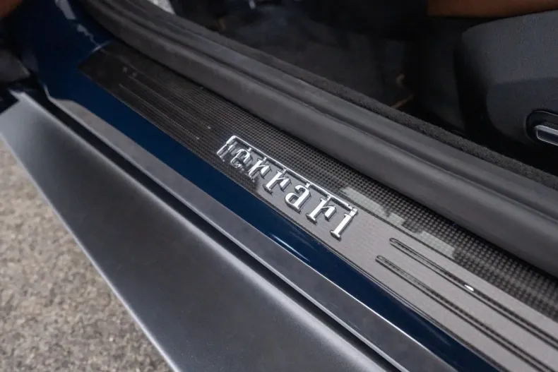 Ferrari Roma din 2022 cu 1.500 km - oferta FER117162 - foto 25